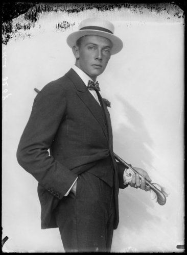 Dapper young 1920s guy