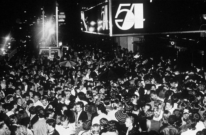 Big crowd at Studio 54