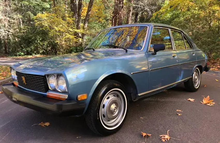 Blue Peugeot 504